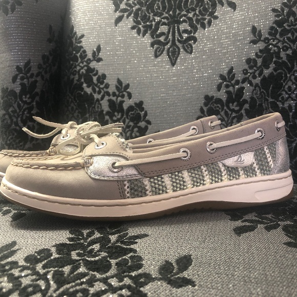 Sperry Top Sider Size 6 Leather Metallic Silver Loafer Boat Shoes - Picture 1 of 5